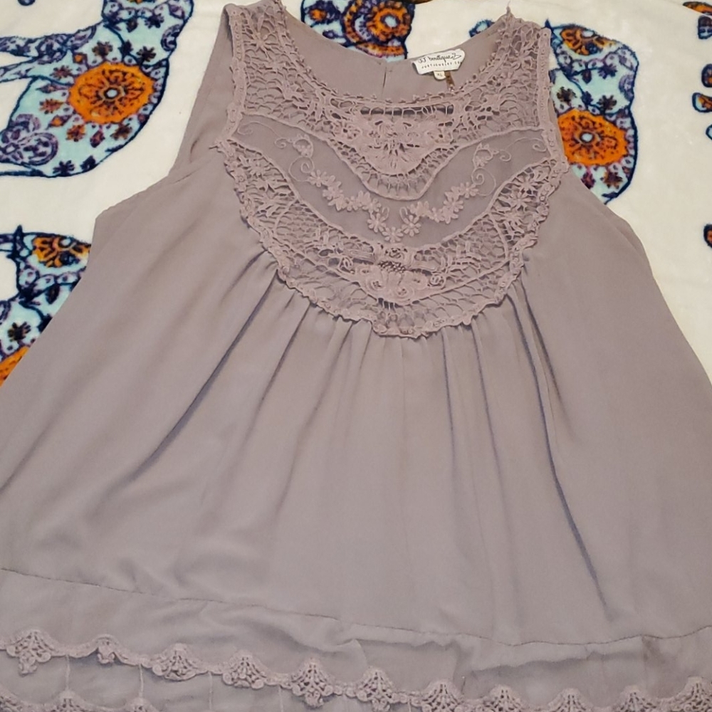 Swing top